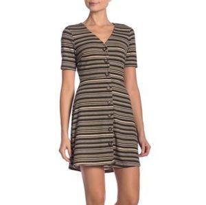 CLEARANCE Nwt LUSH ribbed dress